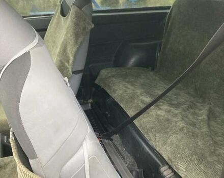 Зеленый ВАЗ 21214, объемом двигателя 1.7 л и пробегом 369 тыс. км за 3500 $, фото 5 на Automoto.ua