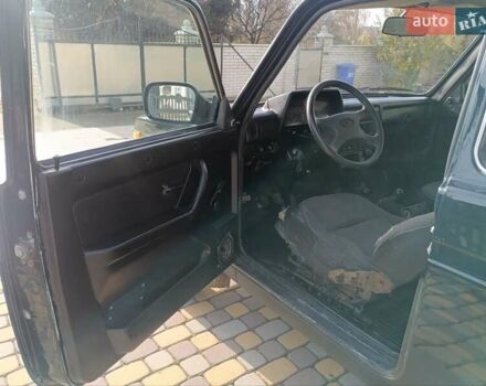 Зелений ВАЗ 21214, об'ємом двигуна 1.69 л та пробігом 260 тис. км за 2950 $, фото 10 на Automoto.ua