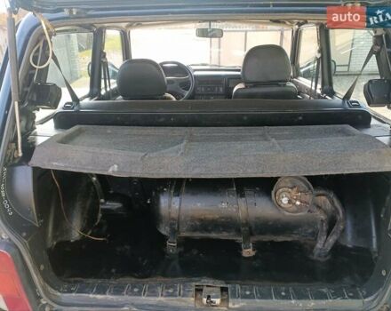Зелений ВАЗ 21214, об'ємом двигуна 1.69 л та пробігом 260 тис. км за 2950 $, фото 15 на Automoto.ua