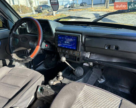 Зеленый ВАЗ 21214, объемом двигателя 1.69 л и пробегом 431 тыс. км за 4299 $, фото 11 на Automoto.ua