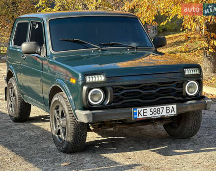 Зеленый ВАЗ 21214, объемом двигателя 1.69 л и пробегом 431 тыс. км за 4299 $, фото 1 на Automoto.ua