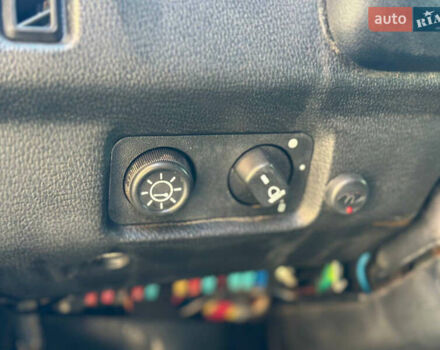 Зеленый ВАЗ 21214, объемом двигателя 1.69 л и пробегом 431 тыс. км за 4299 $, фото 18 на Automoto.ua