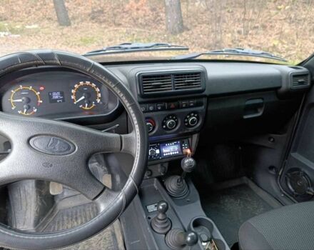 Зеленый ВАЗ 21214, объемом двигателя 1.7 л и пробегом 35 тыс. км за 7300 $, фото 8 на Automoto.ua