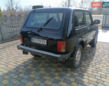 Зелений ВАЗ 21214, об'ємом двигуна 1.69 л та пробігом 260 тис. км за 2950 $, фото 6 на Automoto.ua