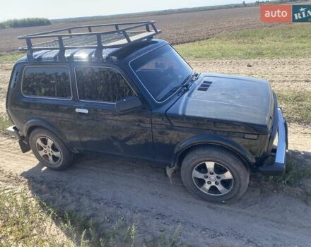 Зеленый ВАЗ 21214, объемом двигателя 1.69 л и пробегом 300 тыс. км за 3200 $, фото 2 на Automoto.ua