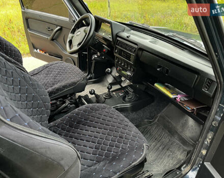 Зеленый ВАЗ 21214, объемом двигателя 1.69 л и пробегом 139 тыс. км за 6500 $, фото 3 на Automoto.ua