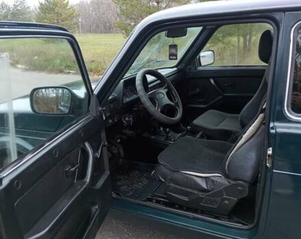 Зеленый ВАЗ 21214, объемом двигателя 1.7 л и пробегом 322 тыс. км за 3800 $, фото 5 на Automoto.ua