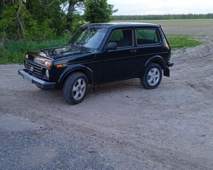 Зеленый ВАЗ 21214, объемом двигателя 0 л и пробегом 200 тыс. км за 3700 $, фото 1 на Automoto.ua