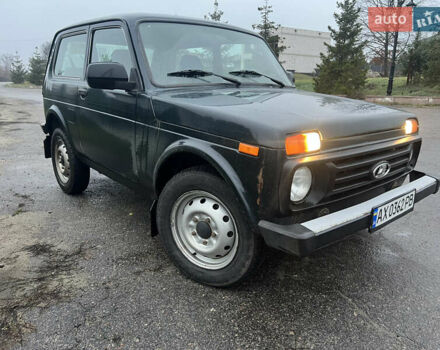 Зелений ВАЗ 21214, об'ємом двигуна 1.7 л та пробігом 162 тис. км за 5100 $, фото 5 на Automoto.ua