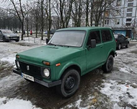 Зелений ВАЗ 21214, об'ємом двигуна 1.7 л та пробігом 100 тис. км за 1500 $, фото 1 на Automoto.ua