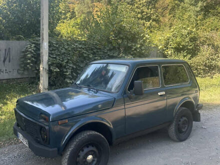 Зеленый ВАЗ 21214, объемом двигателя 1.7 л и пробегом 150 тыс. км за 2450 $, фото 1 на Automoto.ua