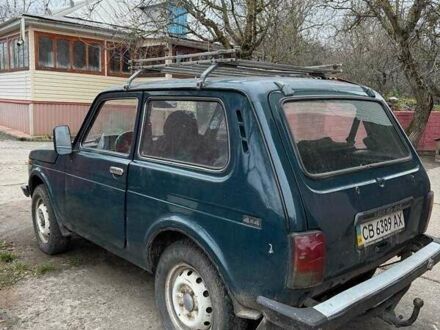 Зелений ВАЗ 21214, об'ємом двигуна 1.7 л та пробігом 200 тис. км за 2000 $, фото 1 на Automoto.ua