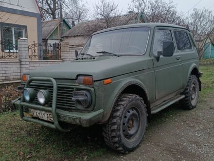 Зеленый ВАЗ 21214, объемом двигателя 1.7 л и пробегом 220 тыс. км за 2300 $, фото 1 на Automoto.ua