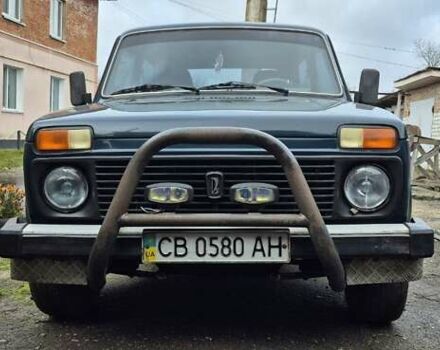Зелений ВАЗ 21214, об'ємом двигуна 1.7 л та пробігом 224 тис. км за 4000 $, фото 1 на Automoto.ua
