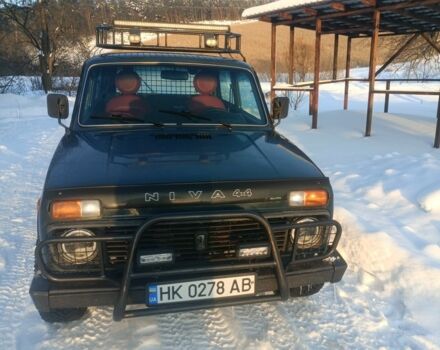 Зеленый ВАЗ 21214, объемом двигателя 1.7 л и пробегом 150 тыс. км за 3800 $, фото 1 на Automoto.ua