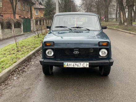 Зелений ВАЗ 21214, об'ємом двигуна 1.7 л та пробігом 91 тис. км за 3500 $, фото 1 на Automoto.ua