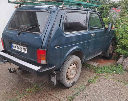 Зелений ВАЗ 21214, об'ємом двигуна 1.69 л та пробігом 300 тис. км за 2700 $, фото 1 на Automoto.ua