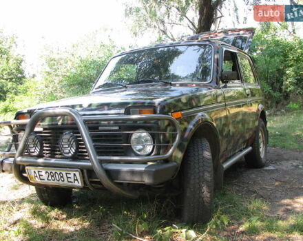 Зелений ВАЗ 21214, об'ємом двигуна 1.7 л та пробігом 300 тис. км за 3500 $, фото 1 на Automoto.ua