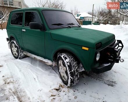 Зелений ВАЗ 21214, об'ємом двигуна 1.7 л та пробігом 100 тис. км за 3500 $, фото 1 на Automoto.ua