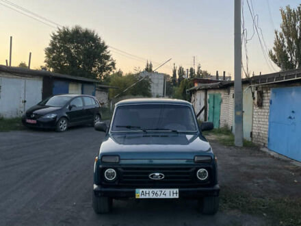 Зелений ВАЗ 21214, об'ємом двигуна 1.7 л та пробігом 241 тис. км за 4700 $, фото 1 на Automoto.ua
