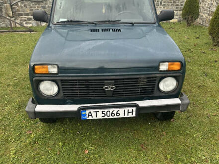 Зеленый ВАЗ 21214, объемом двигателя 1.7 л и пробегом 240 тыс. км за 3800 $, фото 1 на Automoto.ua