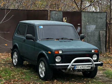 Зеленый ВАЗ 21214, объемом двигателя 1.7 л и пробегом 195 тыс. км за 5100 $, фото 1 на Automoto.ua