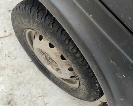 Зеленый ВАЗ 21214, объемом двигателя 1.69 л и пробегом 327 тыс. км за 3300 $, фото 1 на Automoto.ua