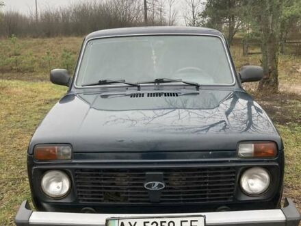 Зеленый ВАЗ 21214, объемом двигателя 1.7 л и пробегом 369 тыс. км за 3500 $, фото 1 на Automoto.ua