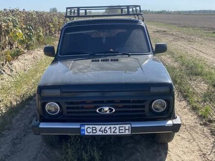 Зеленый ВАЗ 21214, объемом двигателя 1.69 л и пробегом 300 тыс. км за 3200 $, фото 1 на Automoto.ua