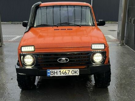 ВАЗ 21214 1978 у Дніпро (Дніпропетровську) на Automoto.ua Помаранчевий ВАЗ 21214, об'ємом двигуна 1.6 л та пробігом 150 тис. км за 3150 $, фото 1 на Automoto.ua