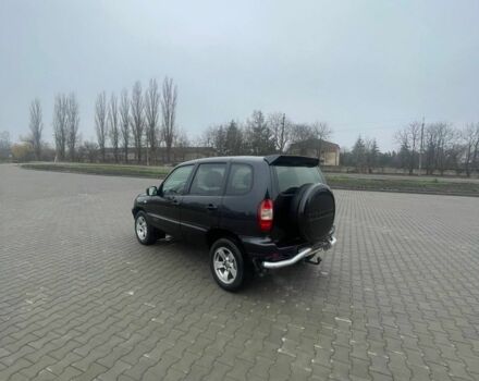 Чорний ВАЗ 21218, об'ємом двигуна 1.7 л та пробігом 160 тис. км за 4000 $, фото 4 на Automoto.ua