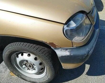 Бежевий ВАЗ 2123 Niva, об'ємом двигуна 1.7 л та пробігом 483 тис. км за 75000 $, фото 6 на Automoto.ua