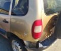 Бежевий ВАЗ 2123 Niva, об'ємом двигуна 1.7 л та пробігом 483 тис. км за 75000 $, фото 7 на Automoto.ua