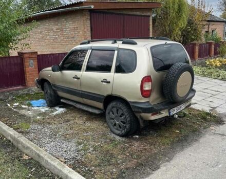 Бежевый ВАЗ 2123 Niva, объемом двигателя 1.7 л и пробегом 232 тыс. км за 2700 $, фото 3 на Automoto.ua