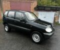 Черный ВАЗ 2123 Niva, объемом двигателя 1.7 л и пробегом 176 тыс. км за 3700 $, фото 6 на Automoto.ua