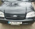 Черный ВАЗ 2123 Niva, объемом двигателя 1.7 л и пробегом 120 тыс. км за 4200 $, фото 3 на Automoto.ua