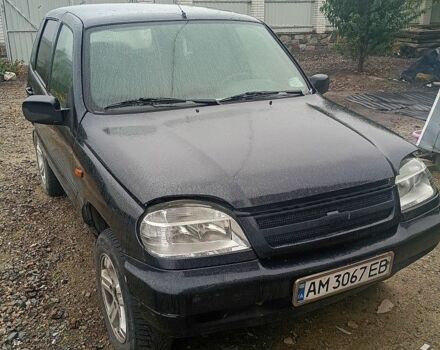 Черный ВАЗ 2123 Niva, объемом двигателя 1.7 л и пробегом 301 тыс. км за 3498 $, фото 1 на Automoto.ua