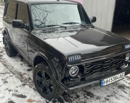 Черный ВАЗ 2123 Niva, объемом двигателя 1.7 л и пробегом 160 тыс. км за 5800 $, фото 1 на Automoto.ua