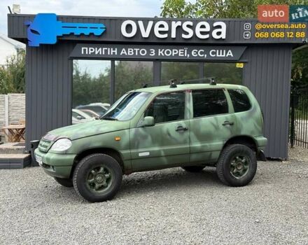 Червоний ВАЗ 2123 Niva, об'ємом двигуна 1.69 л та пробігом 222 тис. км за 3500 $, фото 2 на Automoto.ua