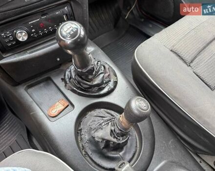 Червоний ВАЗ 2123 Niva, об'ємом двигуна 1.69 л та пробігом 222 тис. км за 3500 $, фото 23 на Automoto.ua