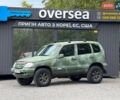 Червоний ВАЗ 2123 Niva, об'ємом двигуна 1.69 л та пробігом 222 тис. км за 3500 $, фото 1 на Automoto.ua
