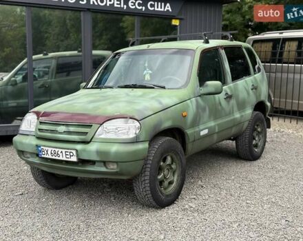 Червоний ВАЗ 2123 Niva, об'ємом двигуна 1.69 л та пробігом 222 тис. км за 3500 $, фото 14 на Automoto.ua