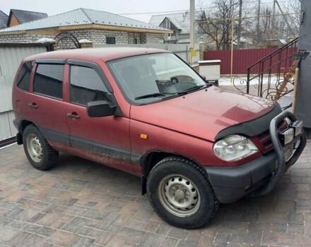 Красный ВАЗ 2123 Niva, объемом двигателя 1.7 л и пробегом 140 тыс. км за 4500 $, фото 4 на Automoto.ua
