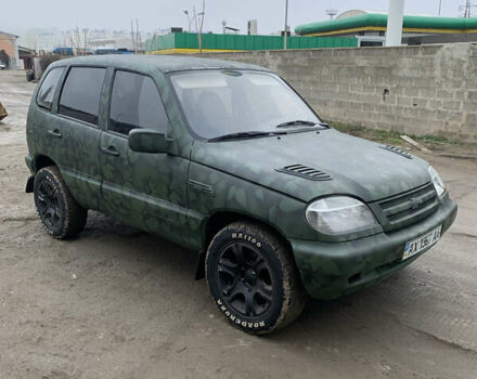 ВАЗ 2123 Niva, объемом двигателя 1.69 л и пробегом 254 тыс. км за 2200 $, фото 2 на Automoto.ua