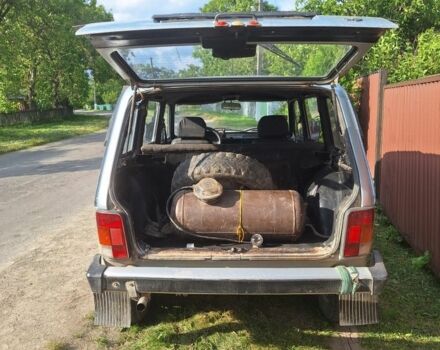 ВАЗ 2123 Niva 1997 в Хмельницком на Automoto.ua Серый ВАЗ 2123 Niva, объемом двигателя 1.7 л и пробегом 150 тыс. км за 1350 $, фото 6 на Automoto.ua