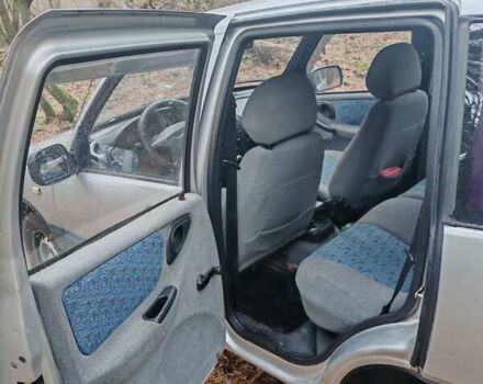 Серый ВАЗ 2123 Niva, объемом двигателя 1.69 л и пробегом 350 тыс. км за 2900 $, фото 5 на Automoto.ua