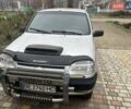 Серый ВАЗ 2123 Niva, объемом двигателя 1.7 л и пробегом 100 тыс. км за 3500 $, фото 2 на Automoto.ua