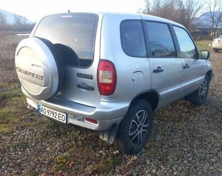 Серый ВАЗ 2123 Niva, объемом двигателя 1.69 л и пробегом 94 тыс. км за 3250 $, фото 4 на Automoto.ua