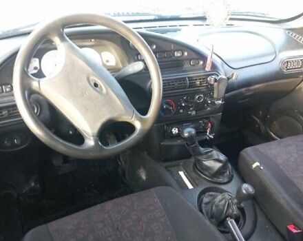 Серый ВАЗ 2123 Niva, объемом двигателя 1.69 л и пробегом 94 тыс. км за 3250 $, фото 7 на Automoto.ua