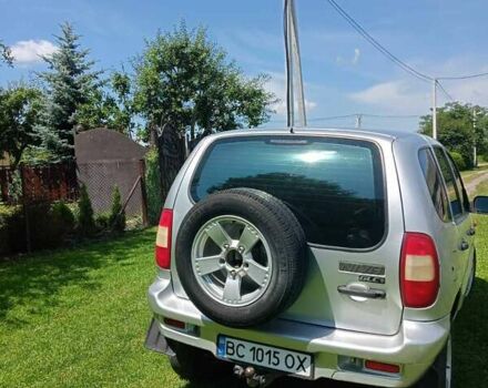 Сірий ВАЗ 2123 Niva, об'ємом двигуна 1.69 л та пробігом 326 тис. км за 2900 $, фото 4 на Automoto.ua